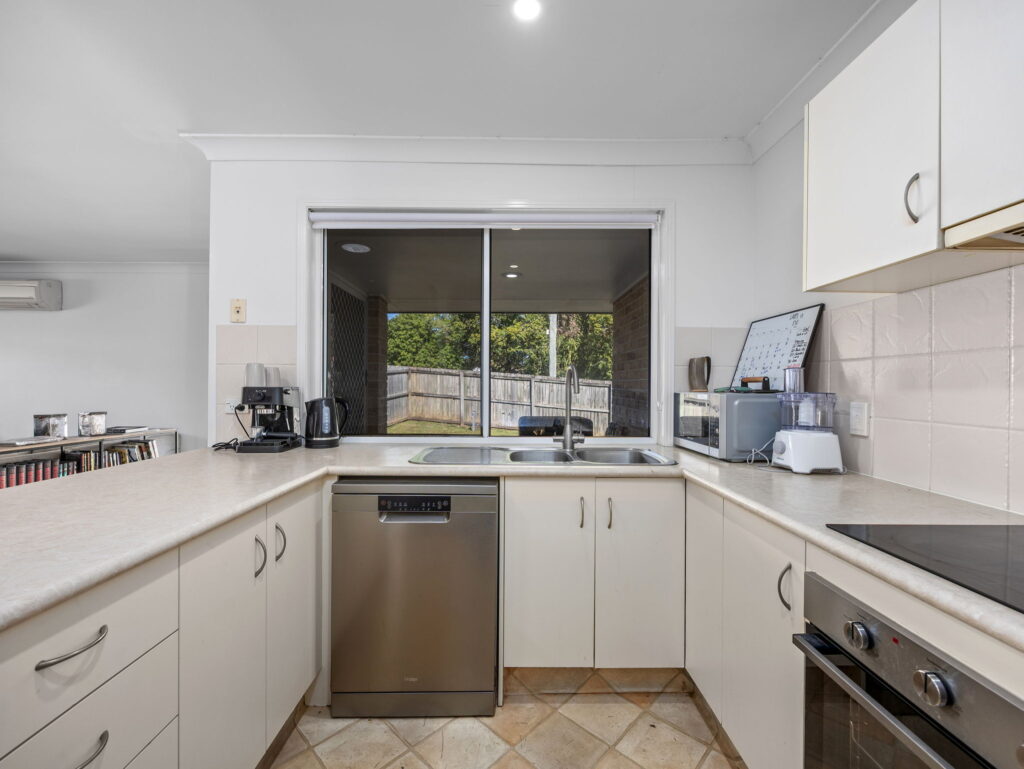 House-R2-5081945