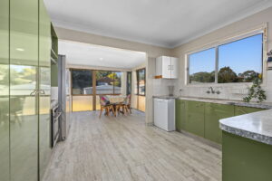 House-R2-5120601