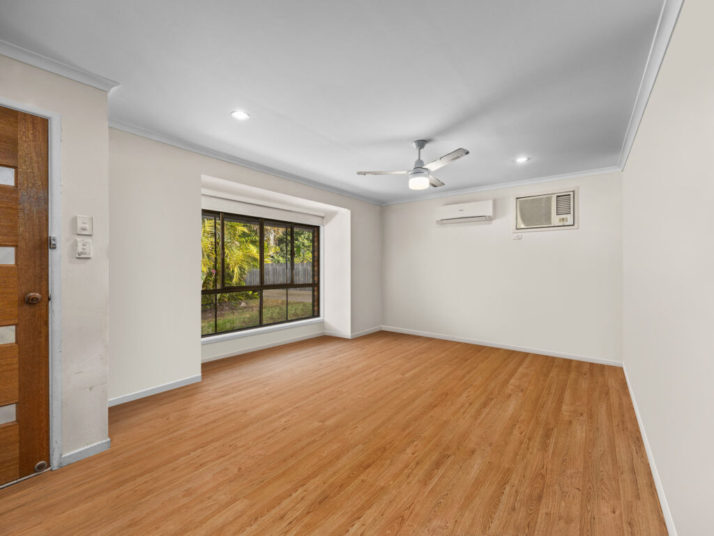 House-Redbank Plains-QLD-R2-4990869