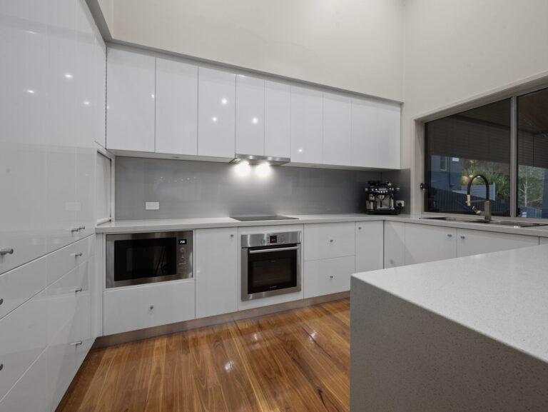 House-R2-4991937