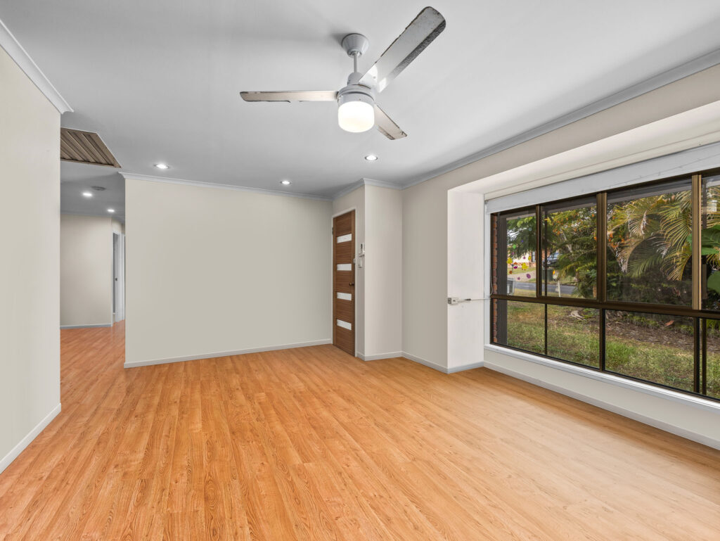 House-Redbank Plains-QLD-R2-4990869