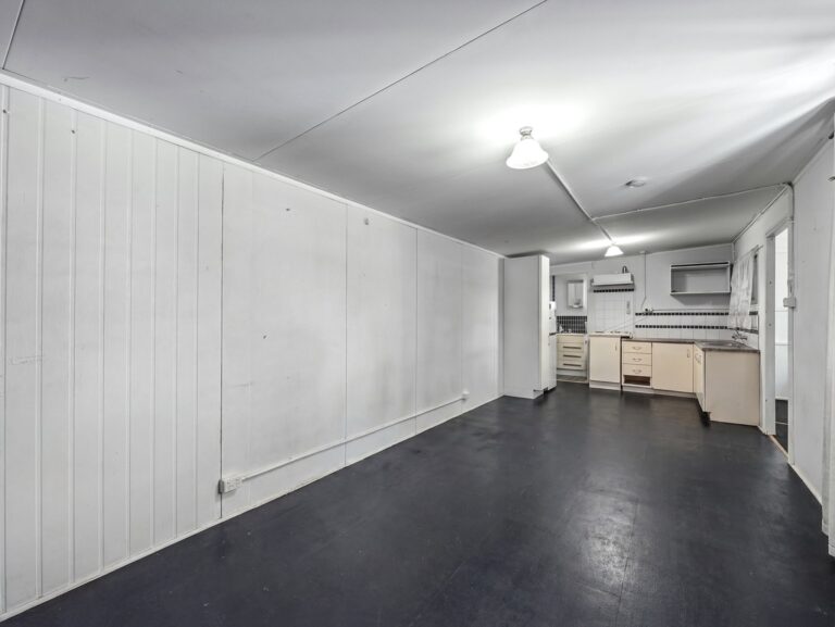 House-Dinmore-QLD-R2-4990860