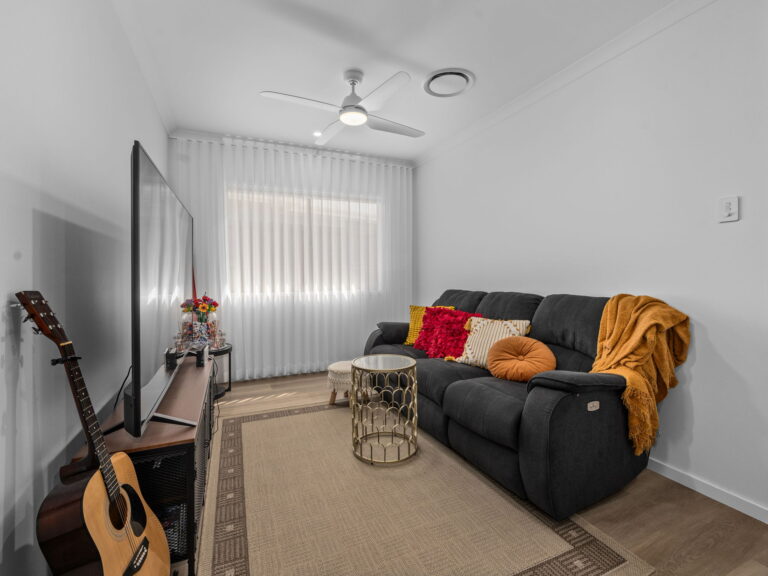 House-R2-5098851