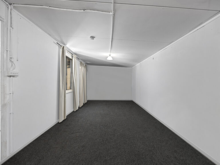 House-Dinmore-QLD-R2-4990860