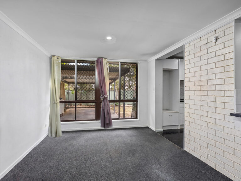House-Dinmore-QLD-R2-4990860