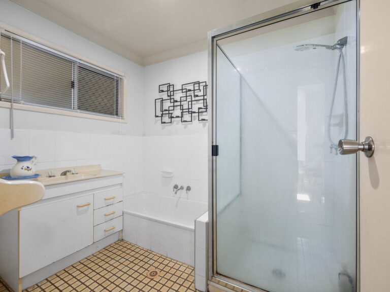 House-R2-5120601