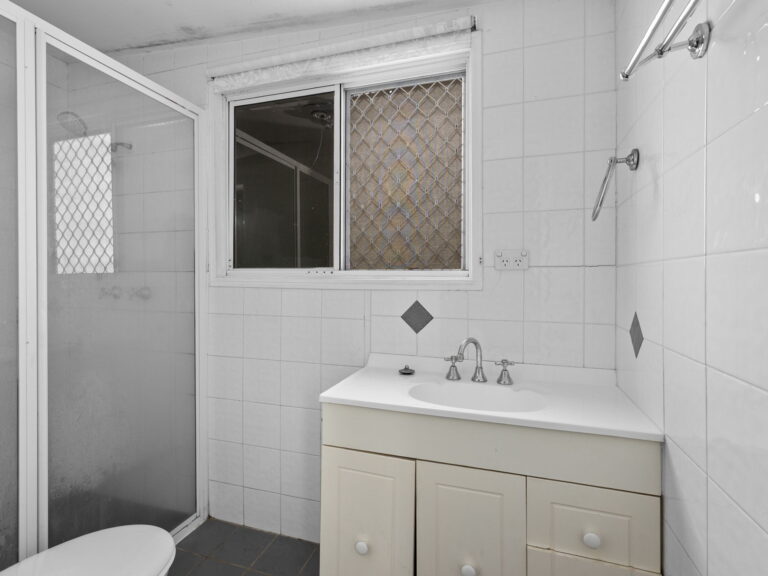 9 Rosemary Street, Bellbird Park, QLD 4300