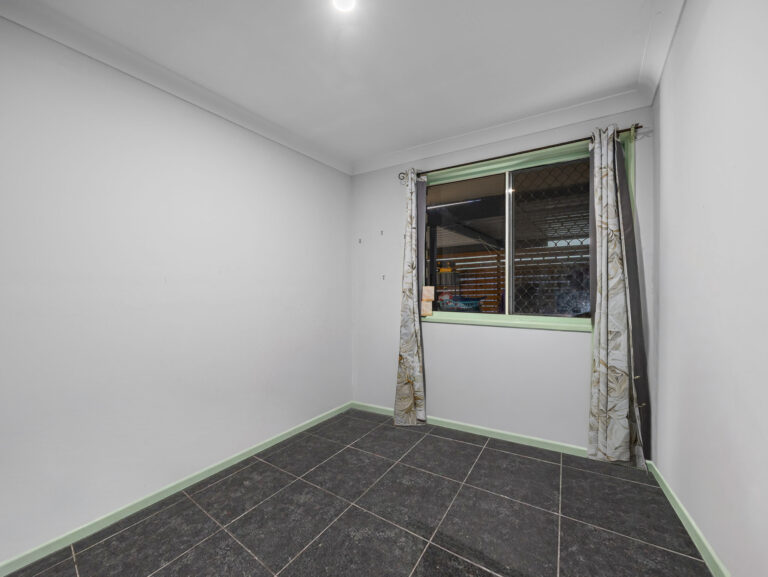 House-Dinmore-QLD-R2-4990860