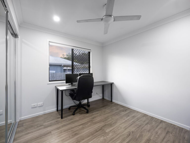 17 Parsons Street, Collingwood Park, QLD 4301