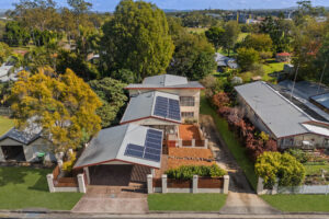 5 Menzies Lane, Eastern Heights QLD 4305
