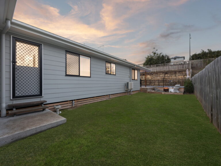17 Parsons Street, Collingwood Park, QLD 4301