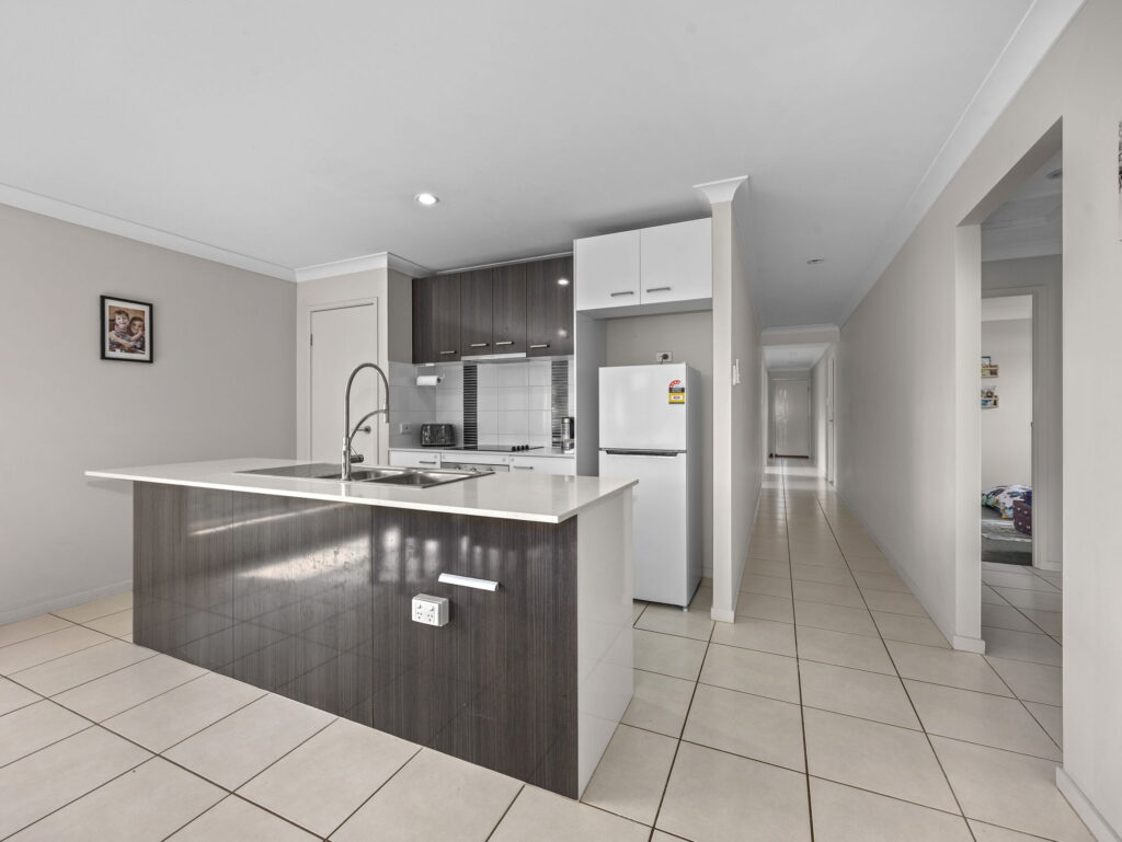 House-R2-5042451