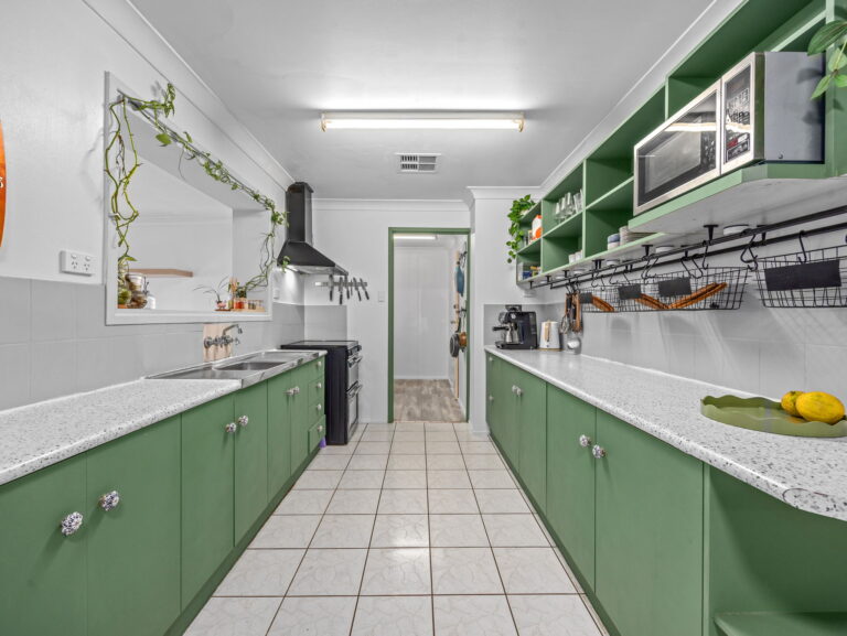 House-Collingwood Park-QLD-R2-5196162