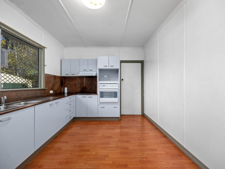 46 Briggs Road, Raceview, QLD 4305