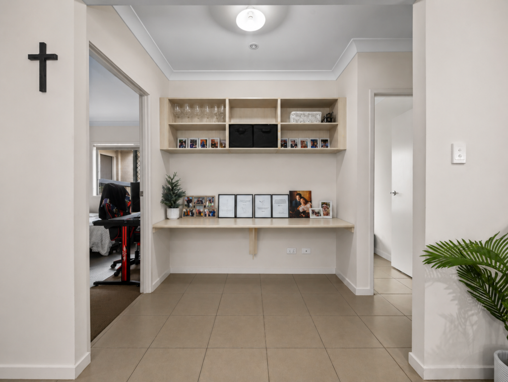 House-Redbank Plains-QLD-R2-5049894