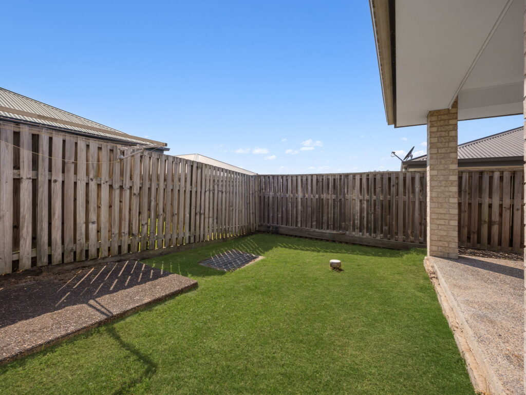 1/33 Shelley St, Redbank Plains, QLD 4301