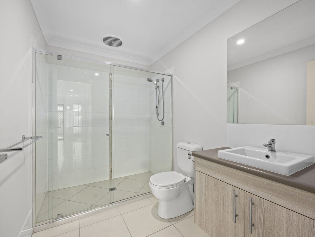 1/33 Shelley St, Redbank Plains, QLD 4301