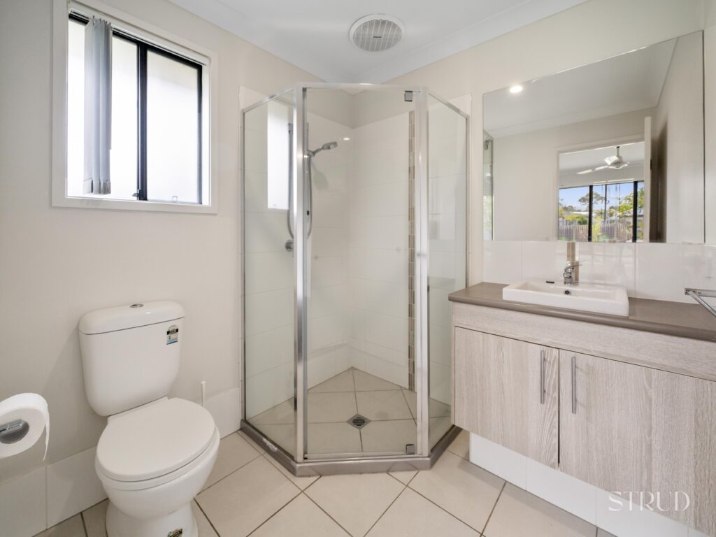 2/33 Shelley St, Redbank Plains, QLD 4301