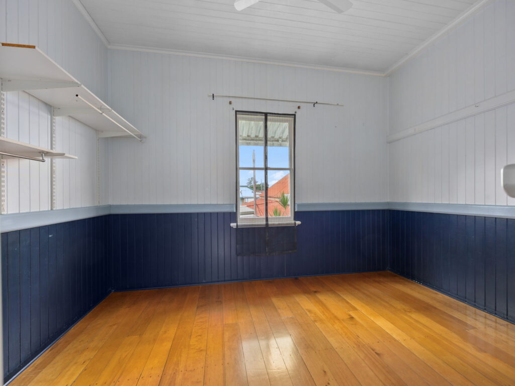 21 The Terrace, North Ipswich, QLD 4305