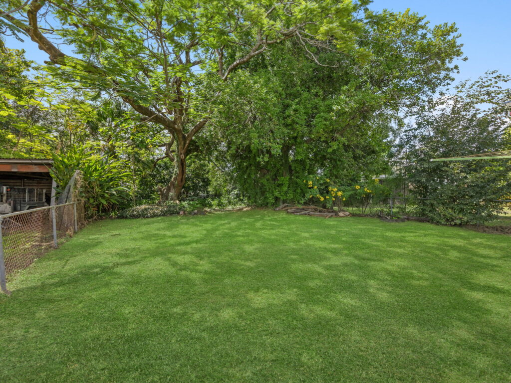 21 The Terrace, North Ipswich, QLD 4305
