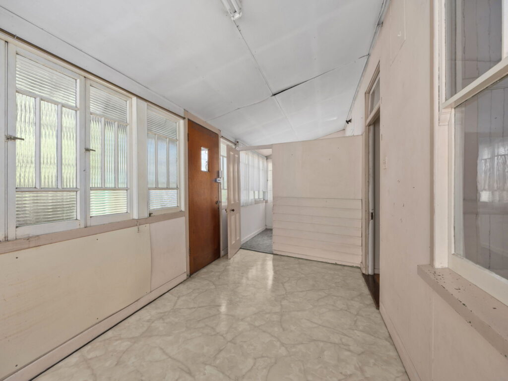 21 The Terrace, North Ipswich, QLD 4305