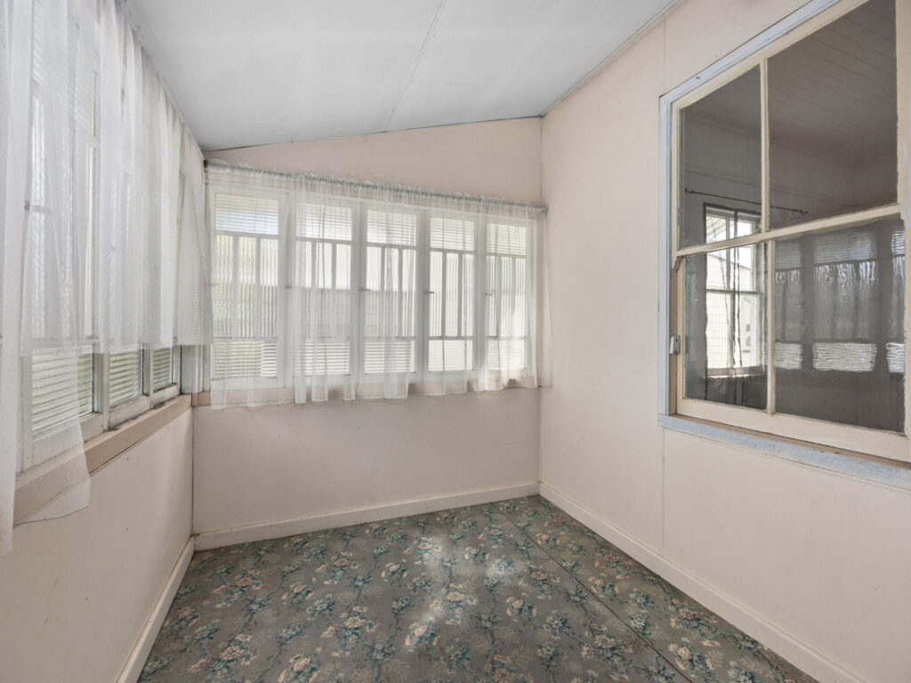 21 The Terrace, North Ipswich, QLD 4305