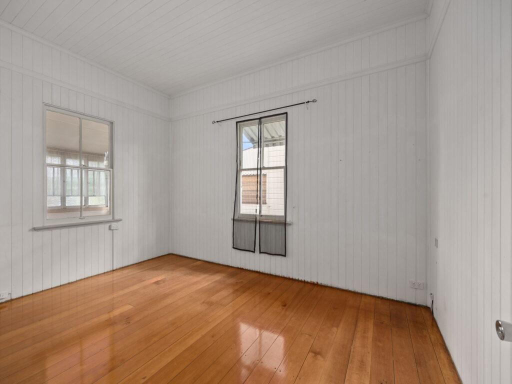 21 The Terrace, North Ipswich, QLD 4305