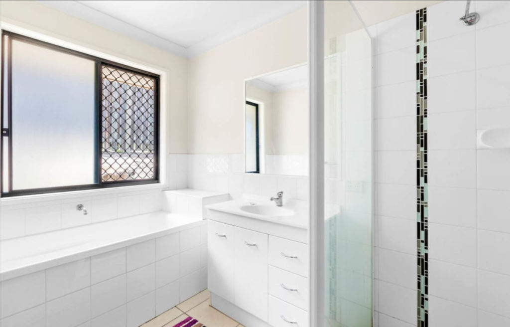 268 Alawoona Street, Redbank Plains, QLD 4301