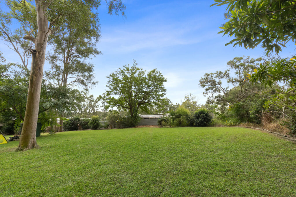 16 Elanora Way, Karalee QLD 4306