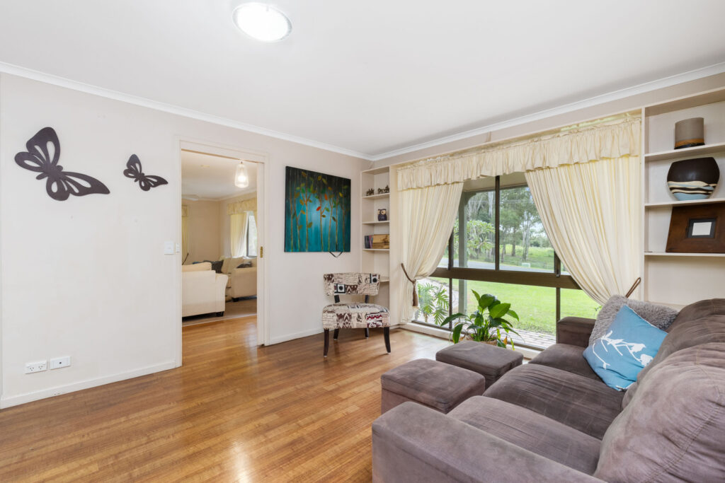 16 Elanora Way, Karalee QLD 4306