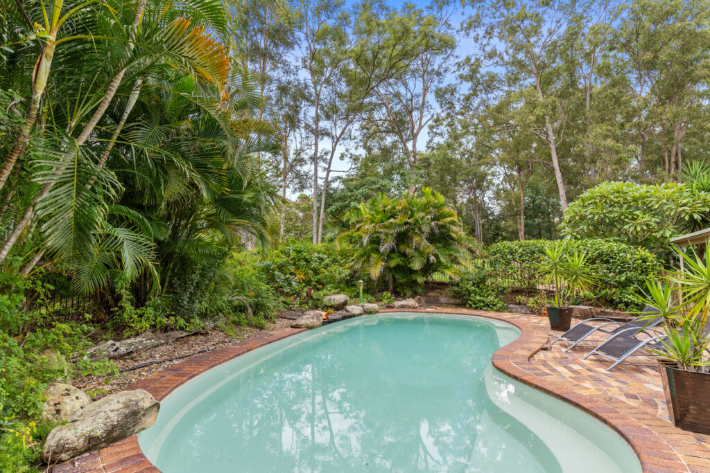 16 Elanora Way, Karalee QLD 4306