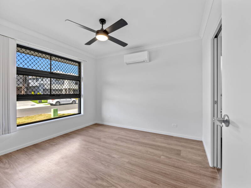 77 Caladenia Street, Deebing Heights, QLD 4306