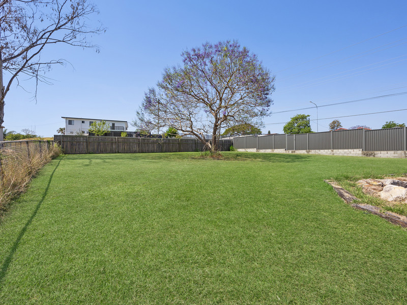 1 Glen Noble Avenue, Redbank Plains, QLD 4301