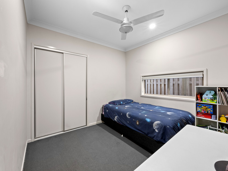 15 Troost Circuit, Bellbird Park, QLD 4300