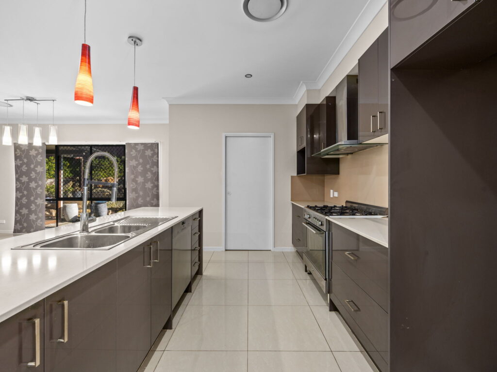 1 Wylie Court, Springfield Lakes, QLD 4300