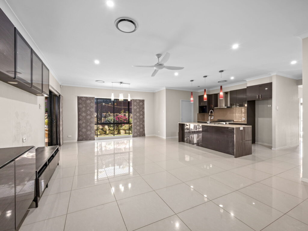 1 Wylie Court, Springfield Lakes, QLD 4300