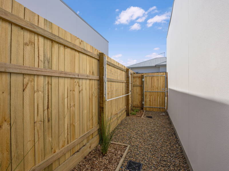 3 Stratos Street, Flagstone, QLD 4280