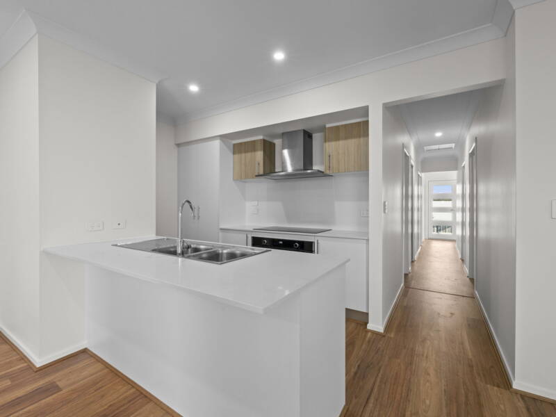 3 Stratos Street, Flagstone, QLD 4280