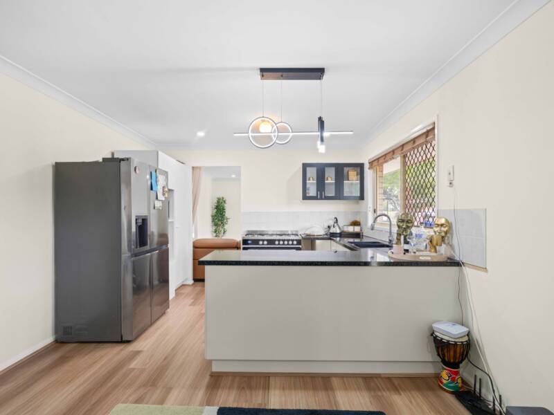 207 Eagle Street, Collingwood Park, QLD 4301