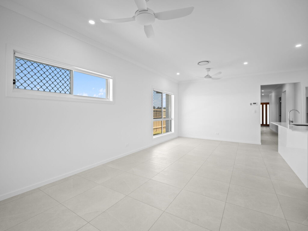 10 Furphy Street, Walloon, QLD 4306
