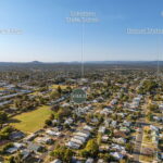 19 Russell St, Silkstone, QLD 4304