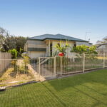 19 Russell St, Silkstone, QLD 4304