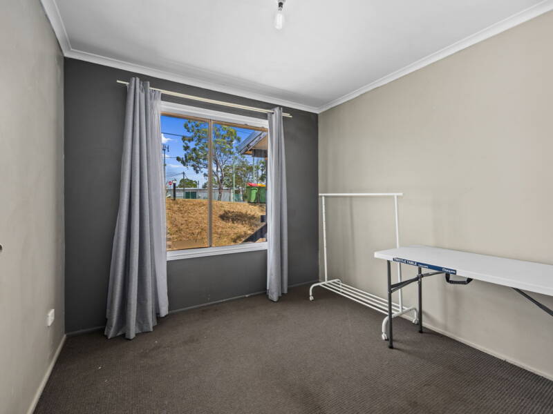 31 Joseph St, Dinmore, QLD 4303 Australia