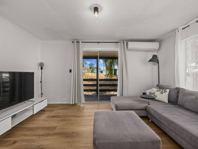 31 Joseph St, Dinmore, QLD 4303 Australia
