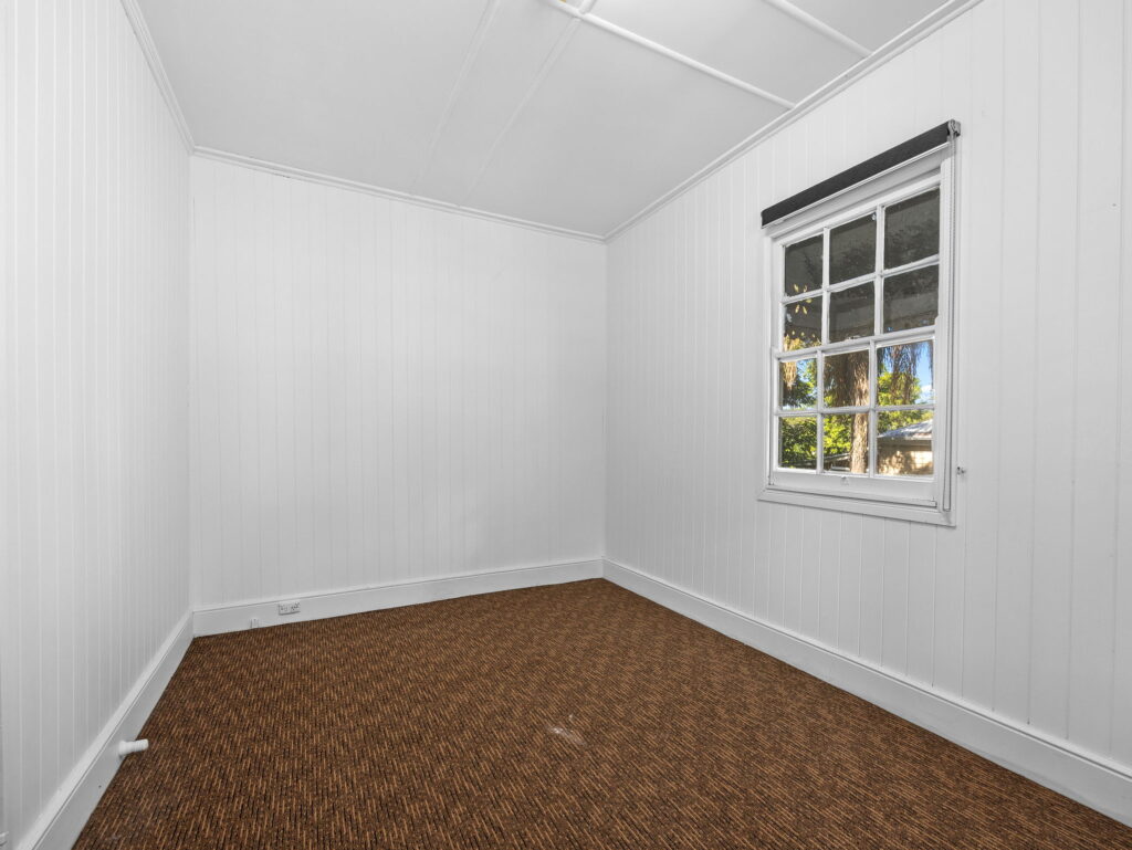 32 Lowry Street, North Ipswich, QLD 4305