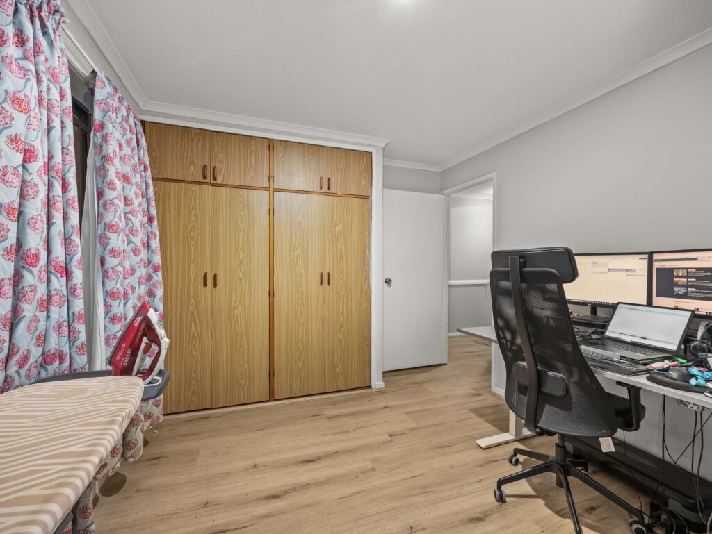 34 Boscawan Cr, Bellbird Park, QLD 4300