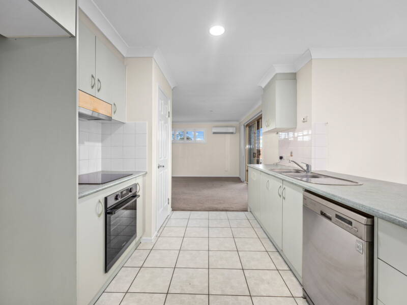 73 Rumsey Dr, Raceview, QLD 4305 Australia