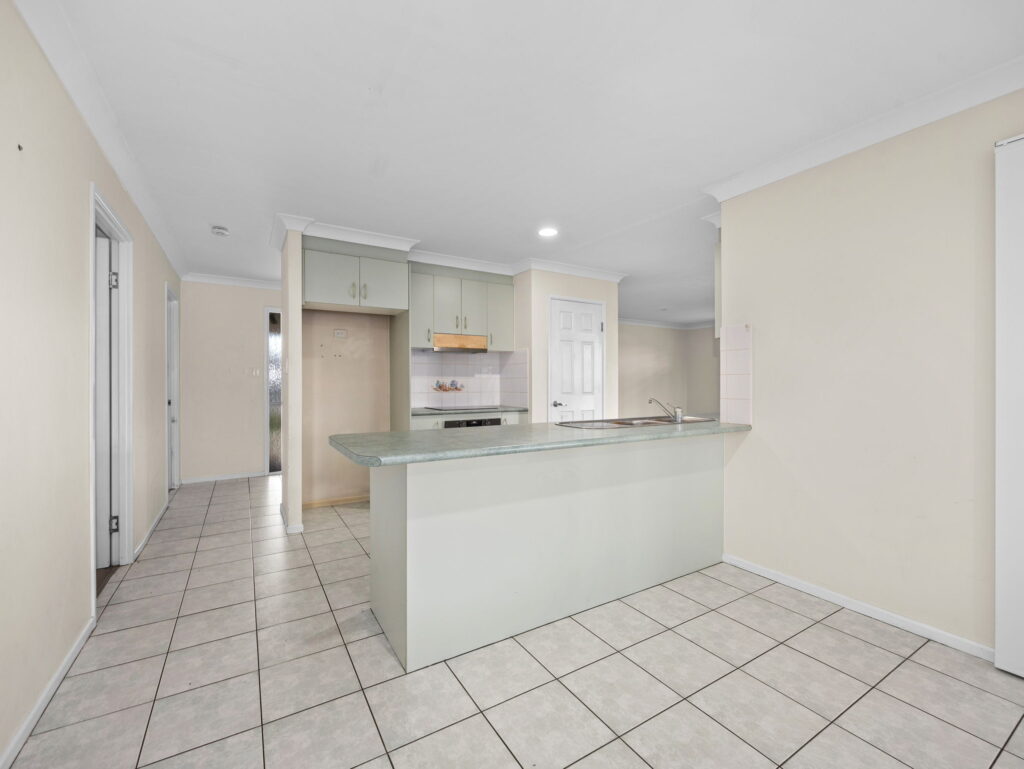 73 Rumsey Dr, Raceview, QLD 4305