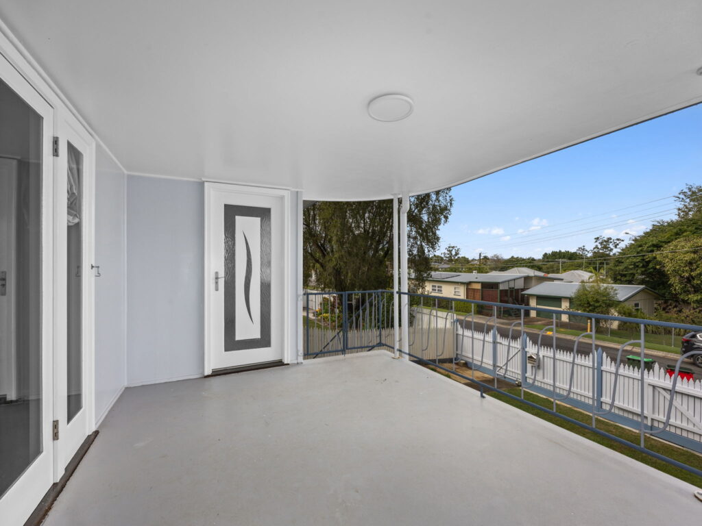 16 Gilliver Street, Eastern Heights, QLD 4305