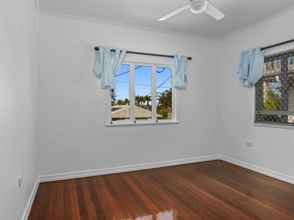 16 Gilliver Street, Eastern Heights, QLD 4305